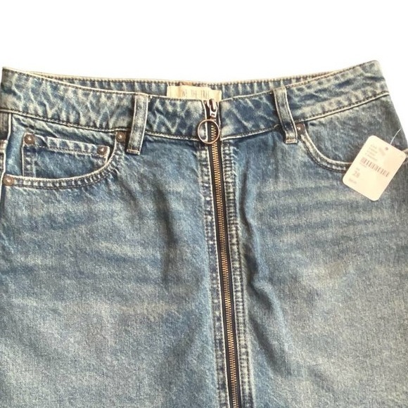 Free People We The Free Blue Denim Zip Front Mini Skirt NWT - Picture 4 of 10